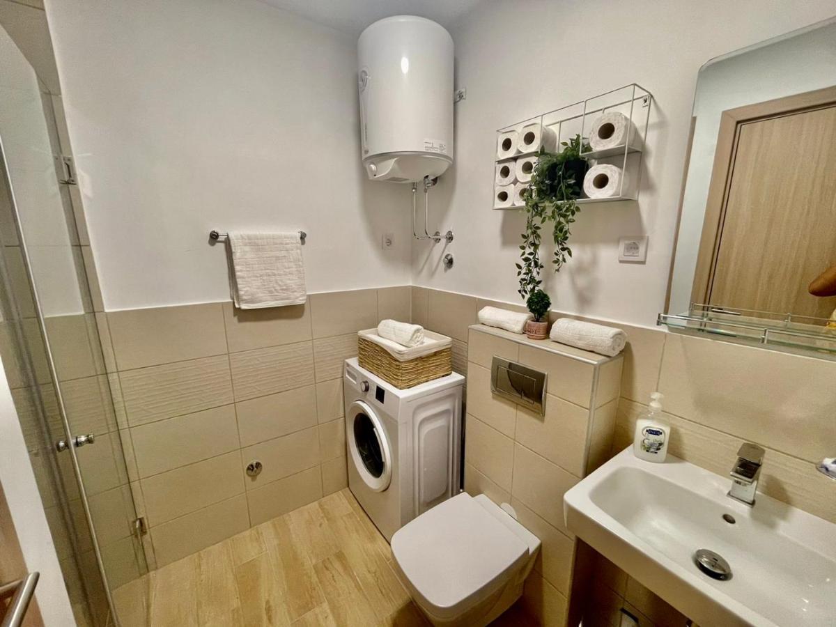 Olive Square Apartment Будва Екстер'єр фото