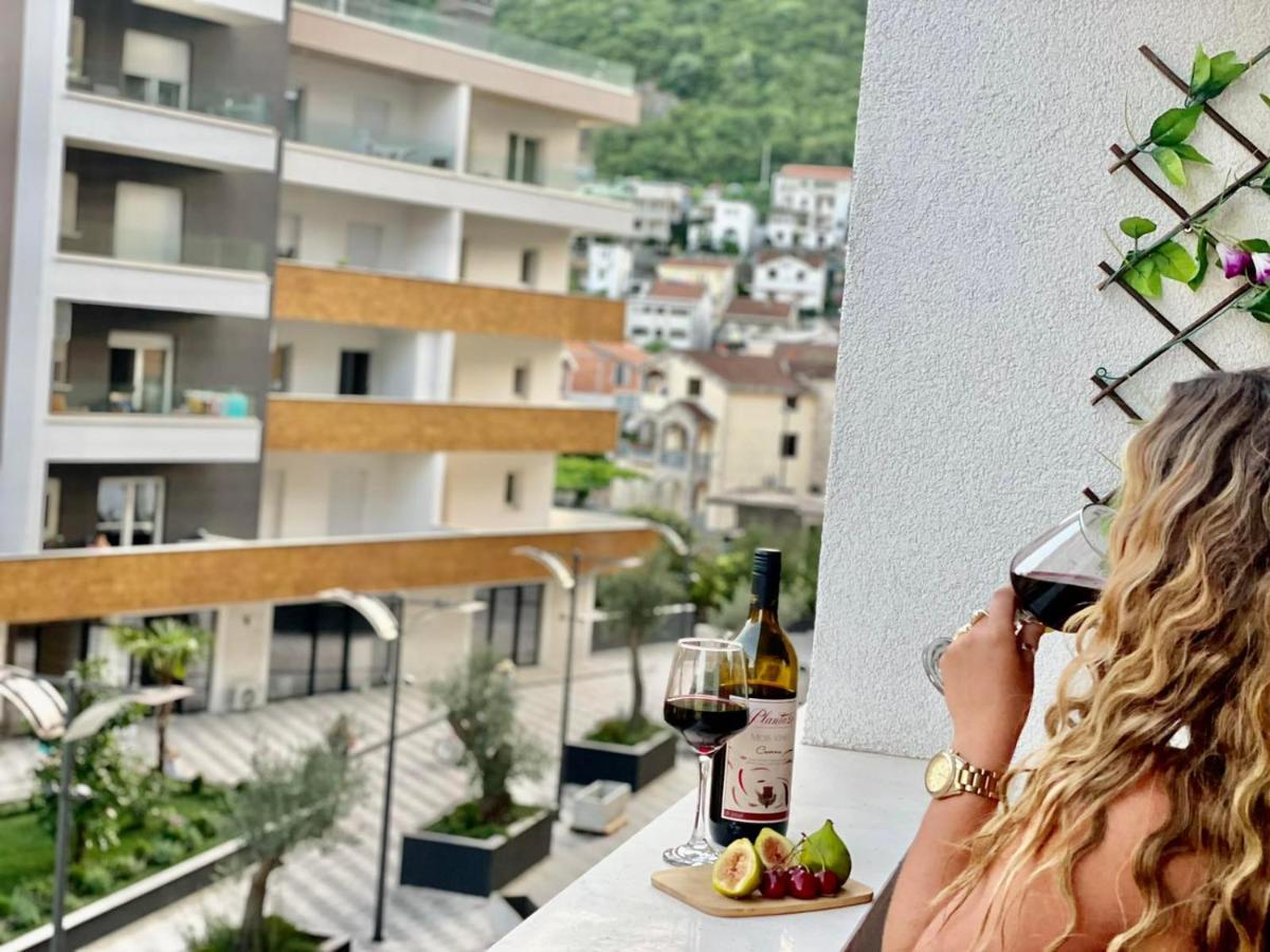 Olive Square Apartment Будва Екстер'єр фото